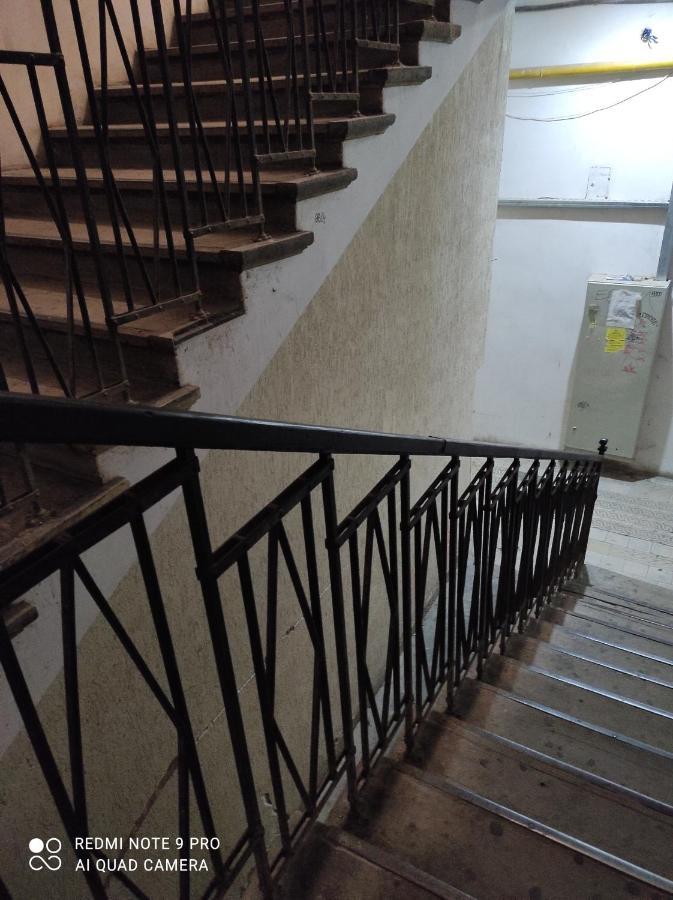 Двокімнатна Квартира В Центрі Міста Leopoli Esterno foto